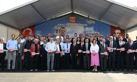 Belediyelere Yeni Araç Desteği: 54 Araç 53 Belediyeye Hibe Edildi