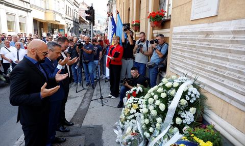 Bosna Hersek'te 30 Yıl Sonra Markale Katliamı Anıldı