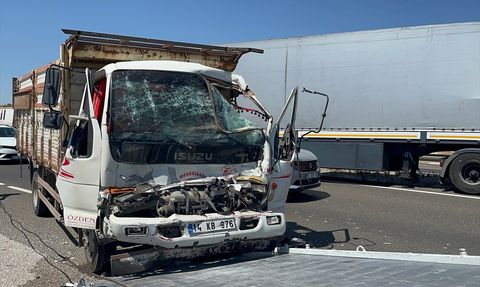 Çankırı'da Zincirleme Trafik Kazası: 1 Yaralı