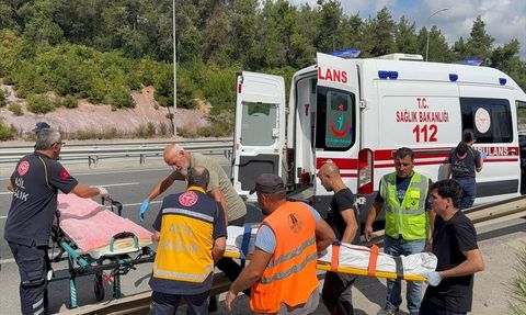 Çekmeköy'de Otomobil Kazası: Bir Öğretmen Hayatını Kaybetti