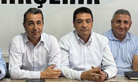 CHP Genel Başkan Yardımcı Erhan Adem Kırşehir'de Basın Toplantısı Düzenledi