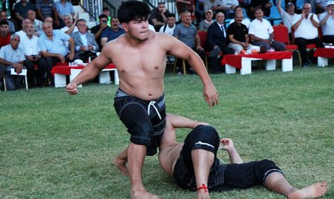 Darende'de Zengibar Karakucak Güreşleri'nin Başpehlivanı Doğan Uzun