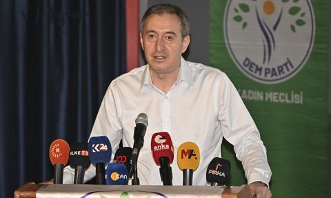 DEM Parti Eş Genel Başkanı Bakırhan, STK Temsilcileri ile Buluştu