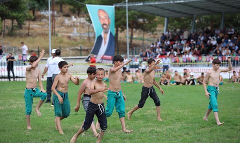 Doğanşar 56. Ahmet Ayık Karakucak Güreşleri Başladı