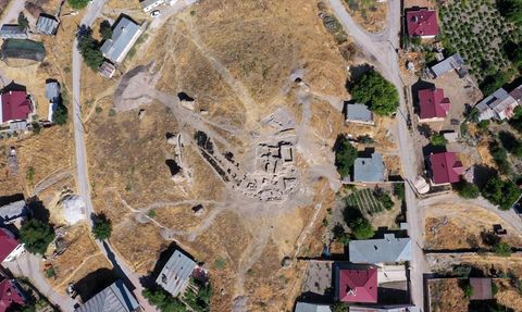 Elazığ'da 6 Bin Yıllık Arkeolojik Buluntular Gün Yüzüne Çıktı