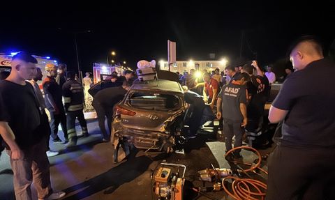 Erzincan'da Zincirleme Trafik Kazası: 5 Yaralı