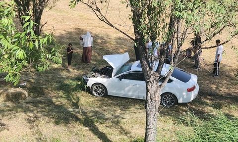 Erzurum'da Otomobil ile Kamyonet Çarpıştı: 6 Yaralı