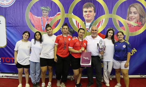 Halterde Rekor Kıran Zeynep Nur'un Dünya Şampiyonluğu Hedefi