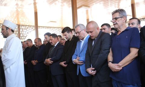 Hatayspor'un Eski Başkanı Mehmet Şaşmaz Son Yolculuğuna Uğurlandı