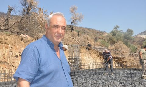 İzmir'de Yangından Etkilenenler Yeni Evlerine Kavuşuyor