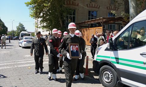 Kıbrıs Gazisi Necmi Çiçek, Samsun'da Son Yolculuğuna Uğurlandı