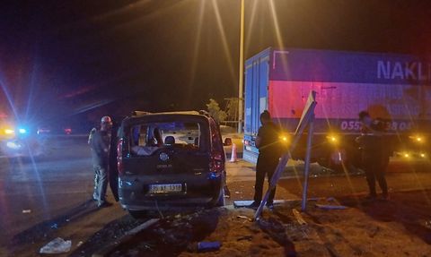 Manisa'daki Trafik Kazasında Can Kaybı ve Yaralılar