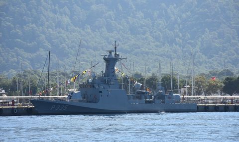 Muğla’da Deniz Kuvvetleri Gemisi ve Sahil Güvenlik Botları Ziyarete Açıldı