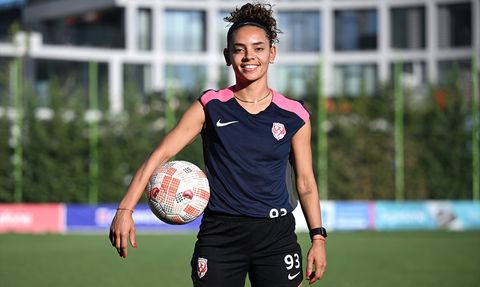 Rafa Sudre, UEFA Kadınlar Şampiyonlar Ligi'nde Zirveye Oyna: ABB FOMGET ile Hedef Yüksek