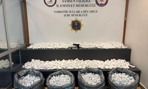 Samsun'da Büyük Narkotik Operasyonu: 171 Bin Ecza Hapı Ele Geçirildi
