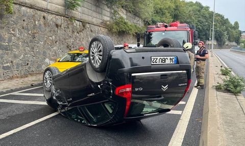 Sarıyer'de Otomobil Kazası: Sürücü Yaralı
