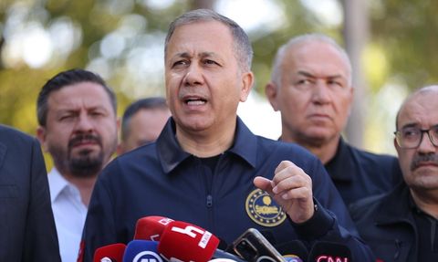 Sındırgı'daki 6.1 Büyüklüğündeki Depremin Ardından İçişleri Bakanı Yerlikaya Açıklamalarda Bulundu