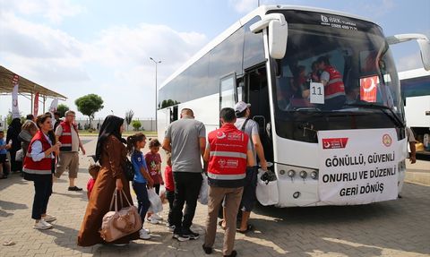 Suriyelilerin Gönüllü Geri Dönüşleri Devam Ediyor