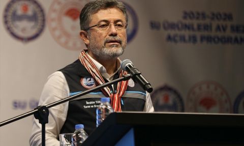 Tarım ve Orman Bakanı Yumaklı, Trabzon'da Su Ürünleri Av Sezonunu Açtı