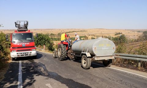 Tekirdağ'da Anız Yangını Kontrol Altına Alındı