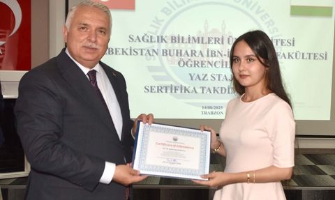 Trabzon'da Tıp Öğrencilerine Sertifika Töreni