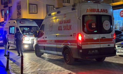 Van'da 16 Yaşındaki Gençten Üzücü Haber: Parkta Ölü Bulundu