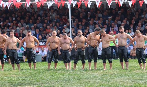 14. Geleneksel Sungurlu Yağlı Pehlivan Güreşleri Grand Finale ile Taçlandı