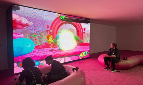 18. İstanbul Bienali Sanatla Buluşuyor