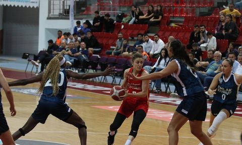 19. Erciyes Kupası Kadınlar Turnuvası Beraberlik ile Tamamlandı