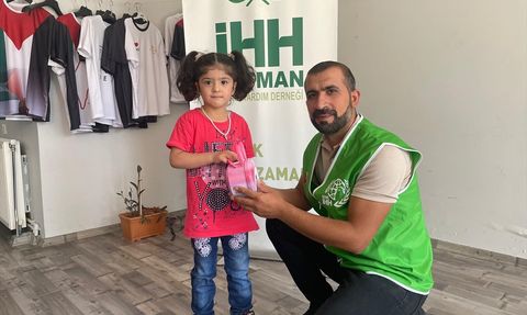 4 Yaşındaki Ahsen Can'dan Gazze'ye Anlamlı Bağış