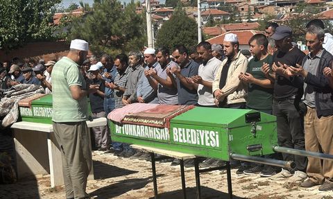 Afyonkarahisar'da Tabancayla İki Kadın Hayatını Kaybetti