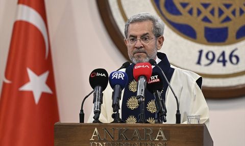 Ankara Üniversitesi'nden Fahri Doktora Ödülü