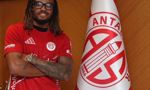 Antalyaspor Samuel Ballet'i Transfer Etti