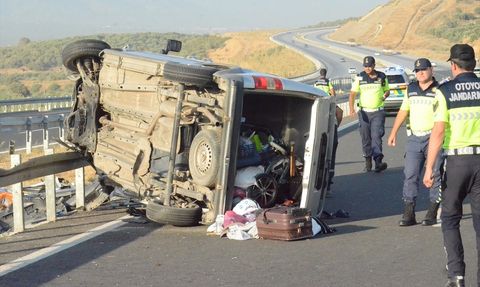 Aydın'daki Minibüs Kazası: 1 Ölü, 2 Yaralı