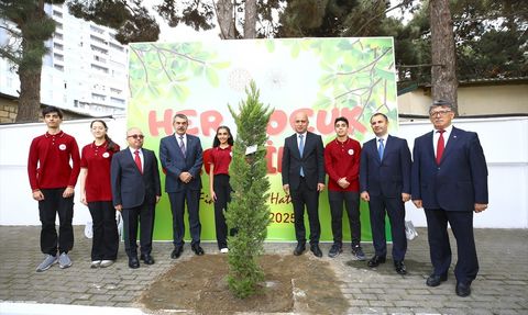 Bakü Türk Anadolu Lisesi'nin Yeni Yerleşkesi Açıldı