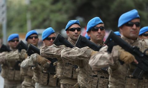 Balıkesir Kurtuluşu 103. Yılında Tülütabaklar Gösterisiyle Kutlandı