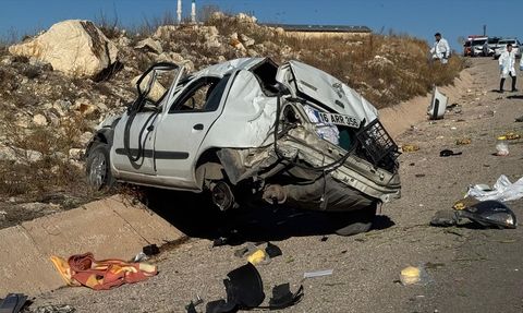 Bayburt'ta Trajik Kaza: Sürücü Hayatını Kaybetti