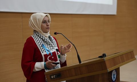 Bayburt Üniversitesi'nde Akademik Yıl "İlk Dersim Filistin" Temasıyla Başladı