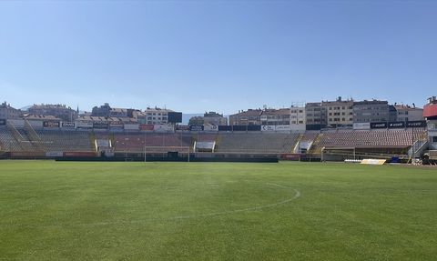 Bolu Atatürk Stadı'nda Yenileme Çalışmaları Devam Ediyor