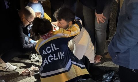 Bolu'da 3 Araca Çarpan Otomobilde 4 Kişi Ağır Yaralandı