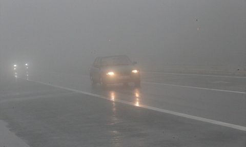 Bolu Dağı'nda Sis ve Sağanak Ulaşımı Zorlaştırdı