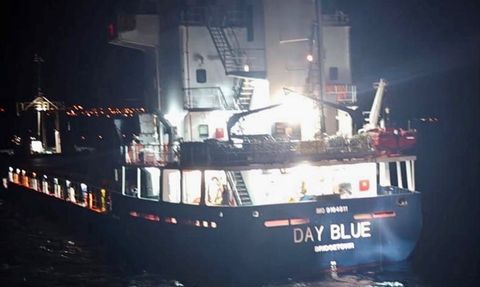 Çanakkale Boğazı'nda Arızalanan 'Day Blue' Gemisi Güvenli Alana Çekildi