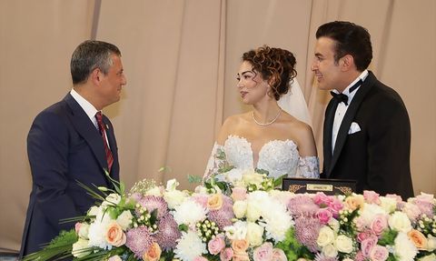 CHP Genel Başkanı Özgür Özel Gaziantep'te Nikah Törenine Katıldı