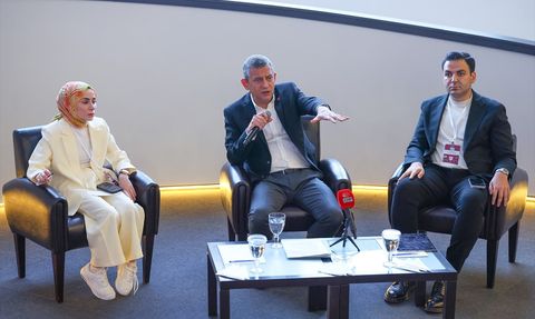 CHP Genel Başkanı Özgür Özel, Gençlerle Buluştu