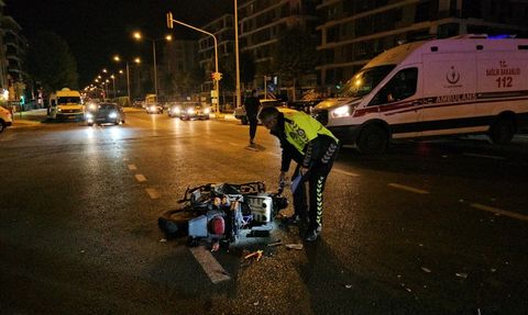 Çorum'da Motosiklet ve Otomobil Kazası: 4 Yaralı