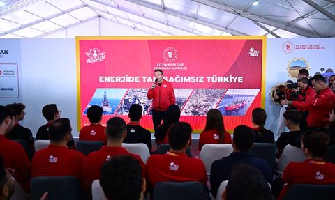Enerji Bakanı Bayraktar, TEKNOFEST İstanbul'da Nükleer Enerjiye Dikkat Çekti