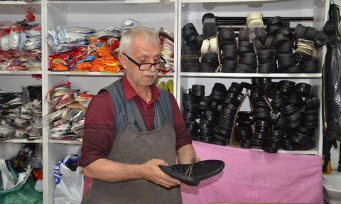 Fikret Usta: 45 Yıllık Ayakkabı Tamircisi