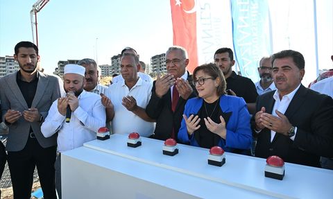 Gaziantep'te 360 Konutun Temeli Atıldı