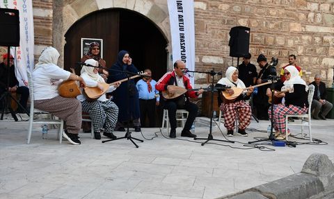 Gölpazarı İpek Yolu Kültür Sanat Festivali Başladı