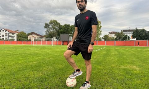 Görme Engelli Ertuğrul Demirel'in Futbol Tutkusu